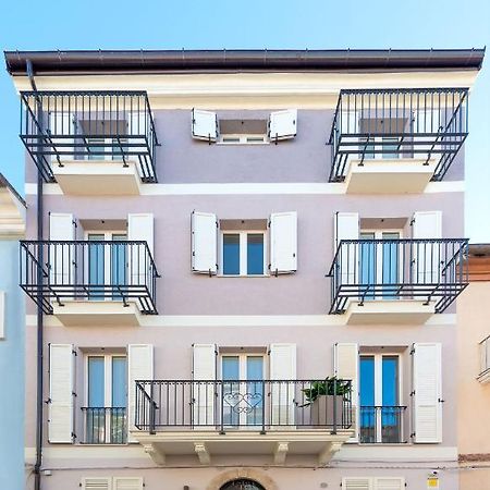 L'Approdo - Bilocale Centralissimo A Сан-Бенедетто-дель-Тронто Екстер'єр фото
